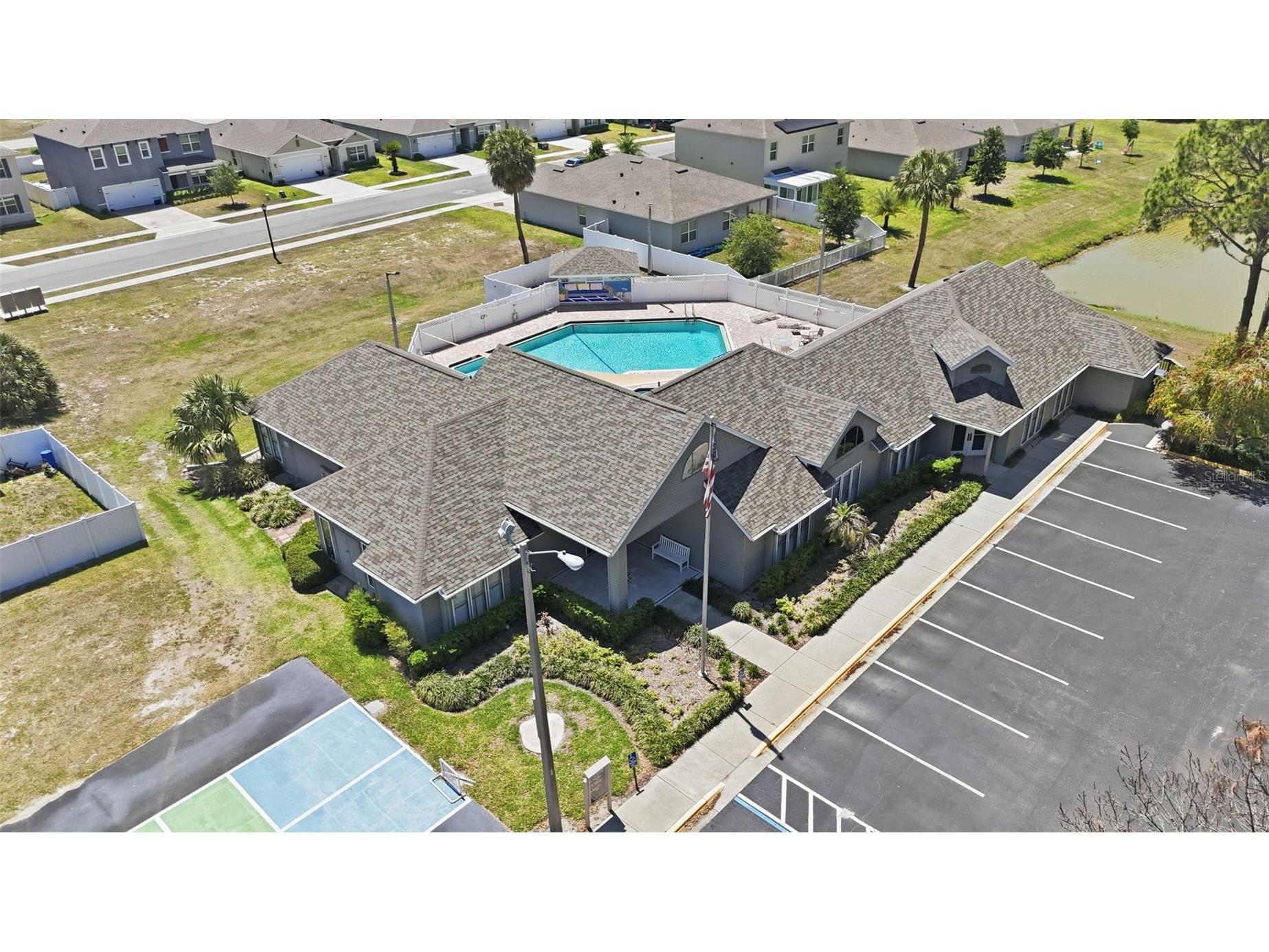 220 Juniper Way Tavares FL 32778 G5111216 image34