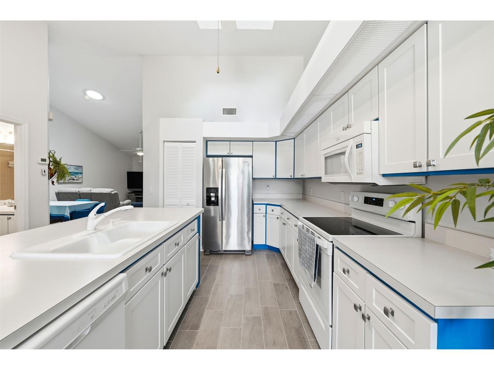 220 Juniper Way Tavares FL 32778 G5111216 image7