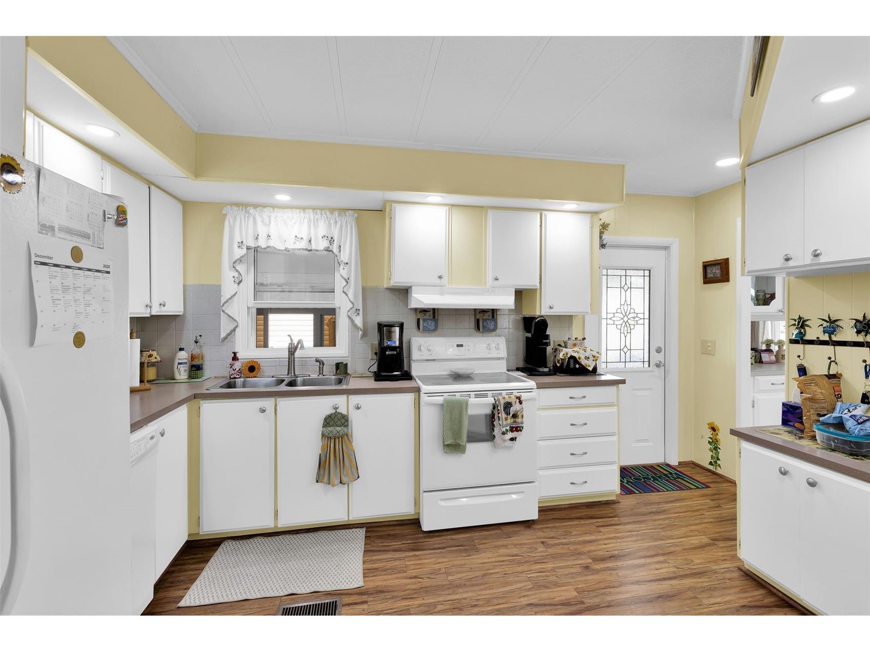 220 La Rosas North Port FL 34287 TB8452818 image5