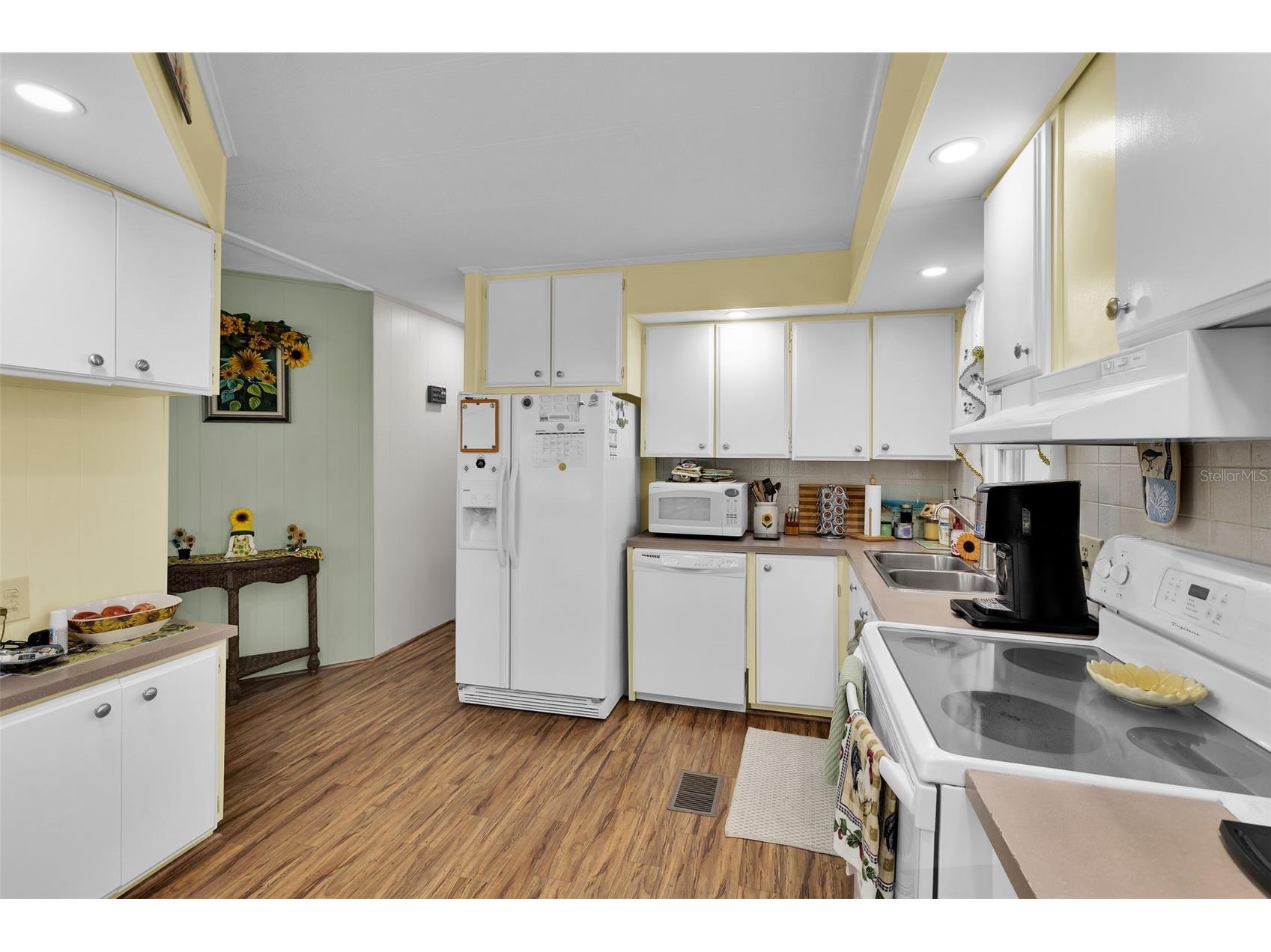 220 La Rosas North Port FL 34287 TB8452818 image7