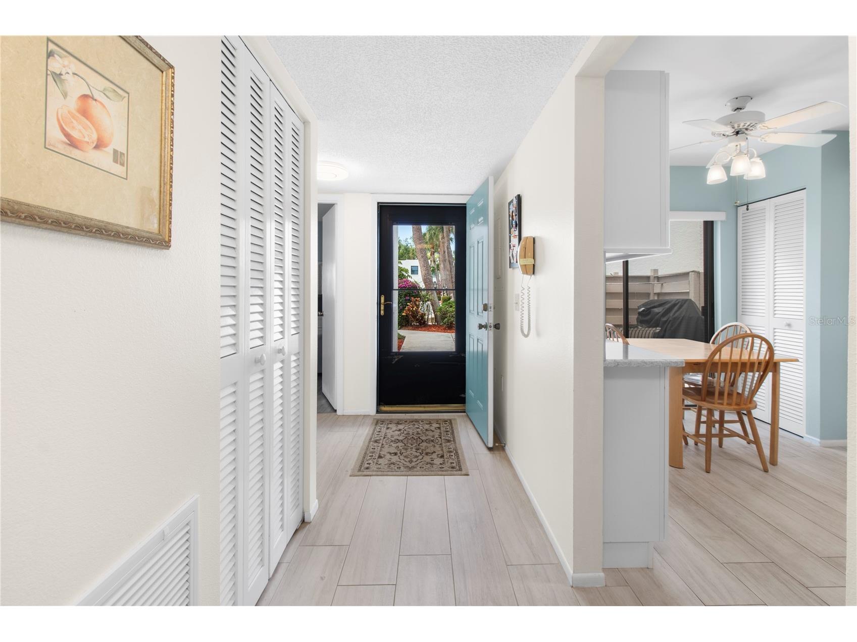 220 Lakewood Drive Bradenton FL 34210 A4691552 image5