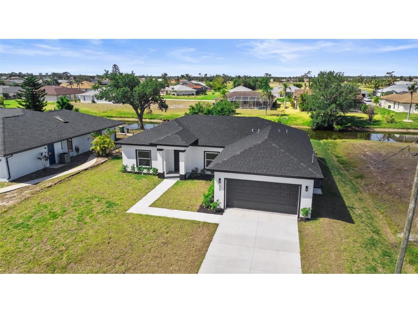 220 Mark Twain Lane Rotonda West FL 33947 D6138492 image1