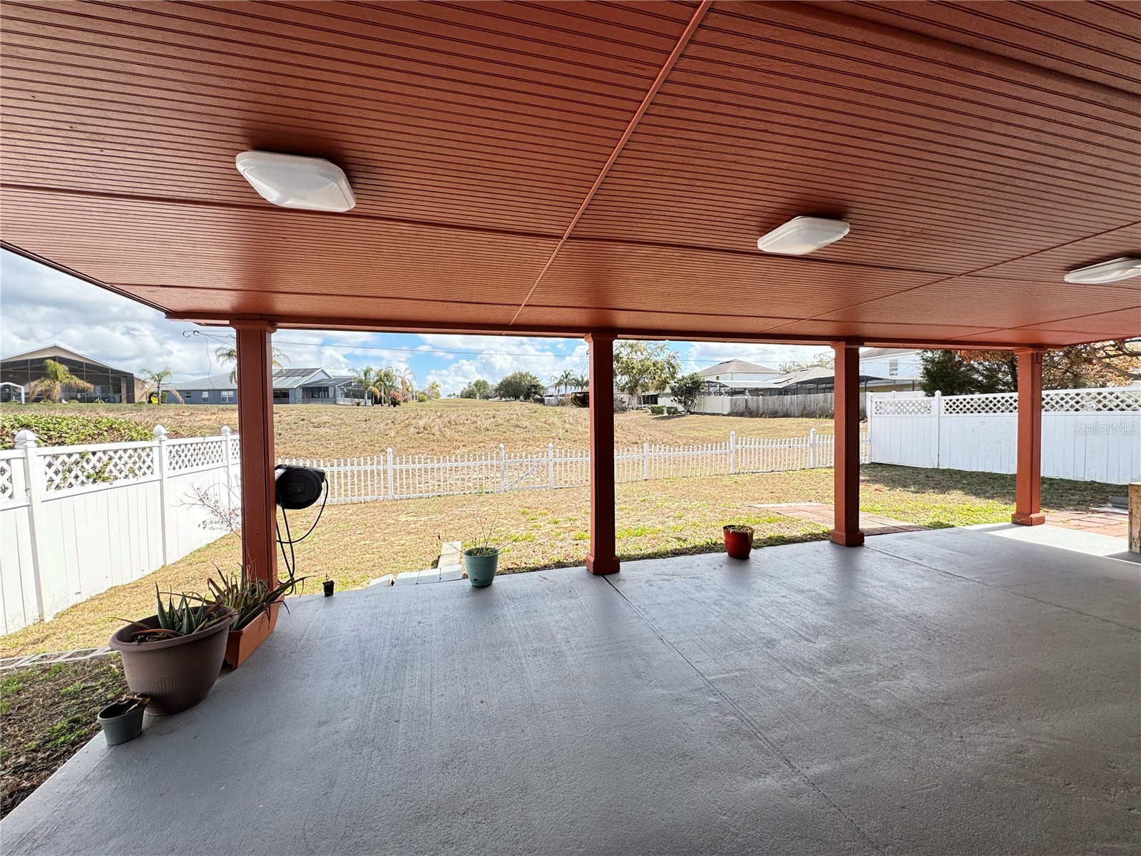 220 Milford Street Davenport FL 33897 S5145154 image22