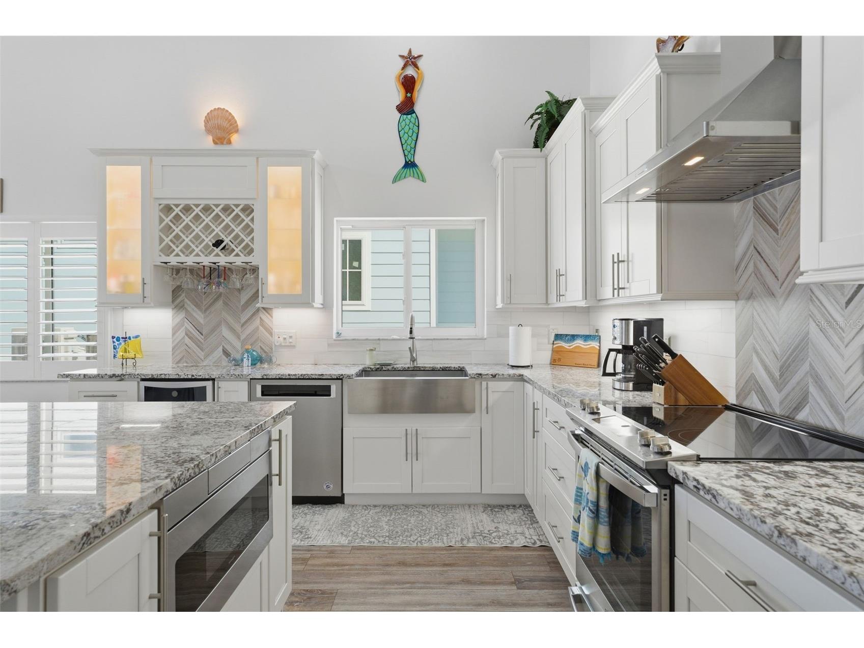 220 Mockingbird Street Englewood FL 34223 D6146992 image10