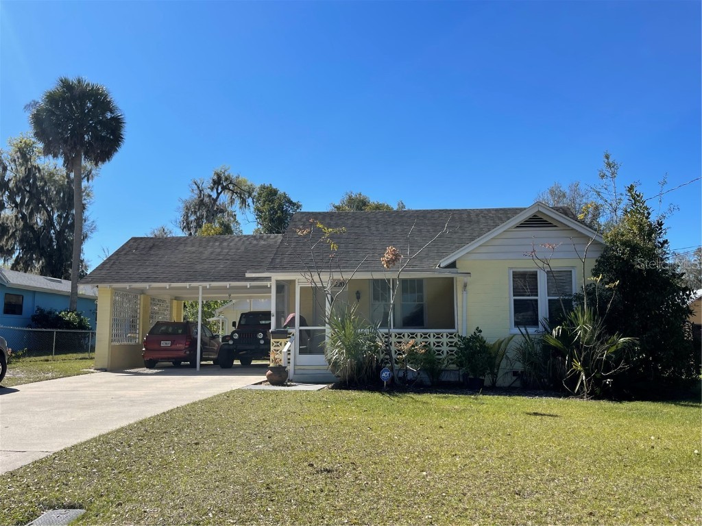 220 N Adelle Avenue Deland FL 32720 V4934757 image1
