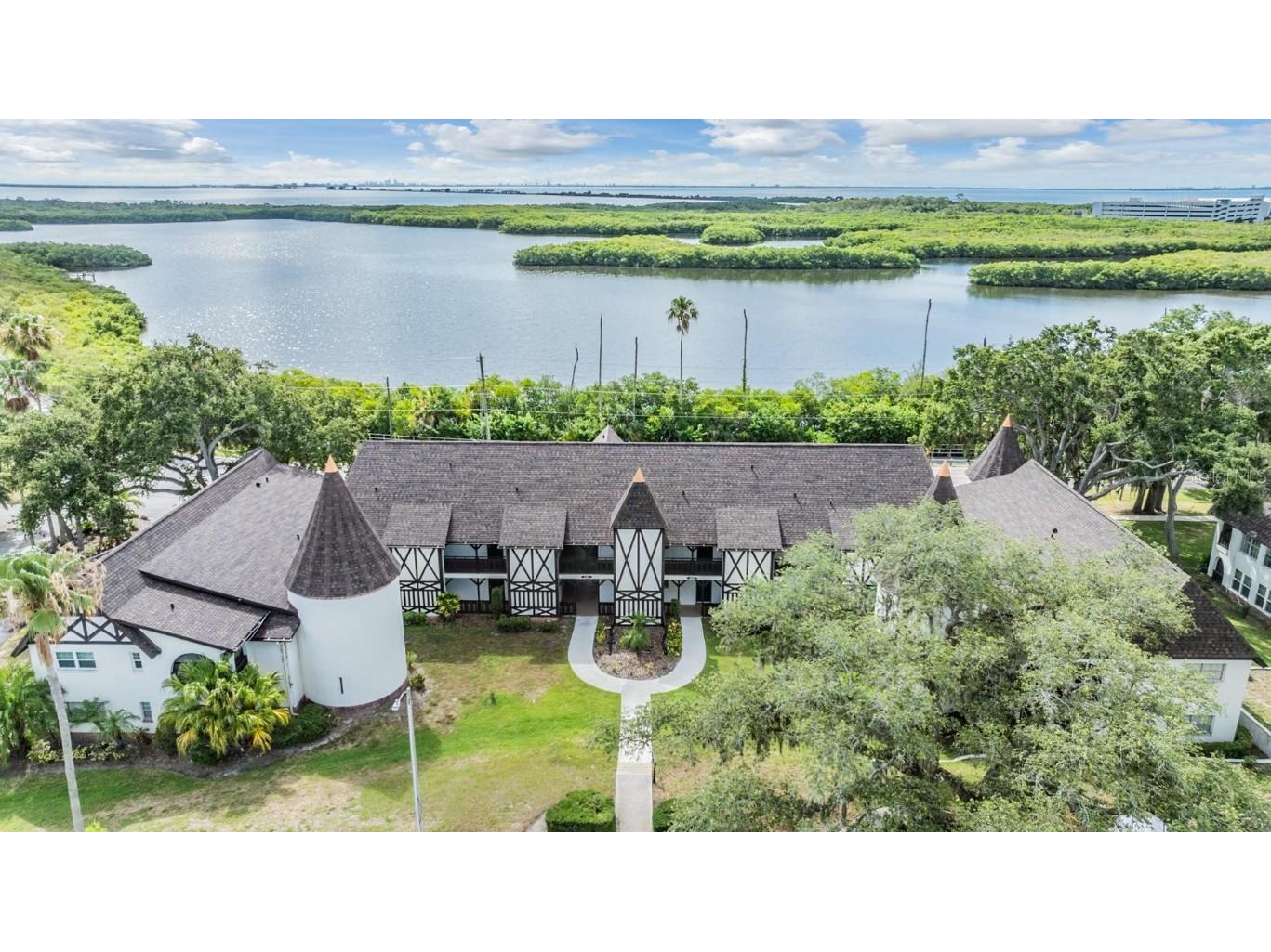 220 N Bayshore Boulevard #102 Clearwater FL 33759 U8246753 image1