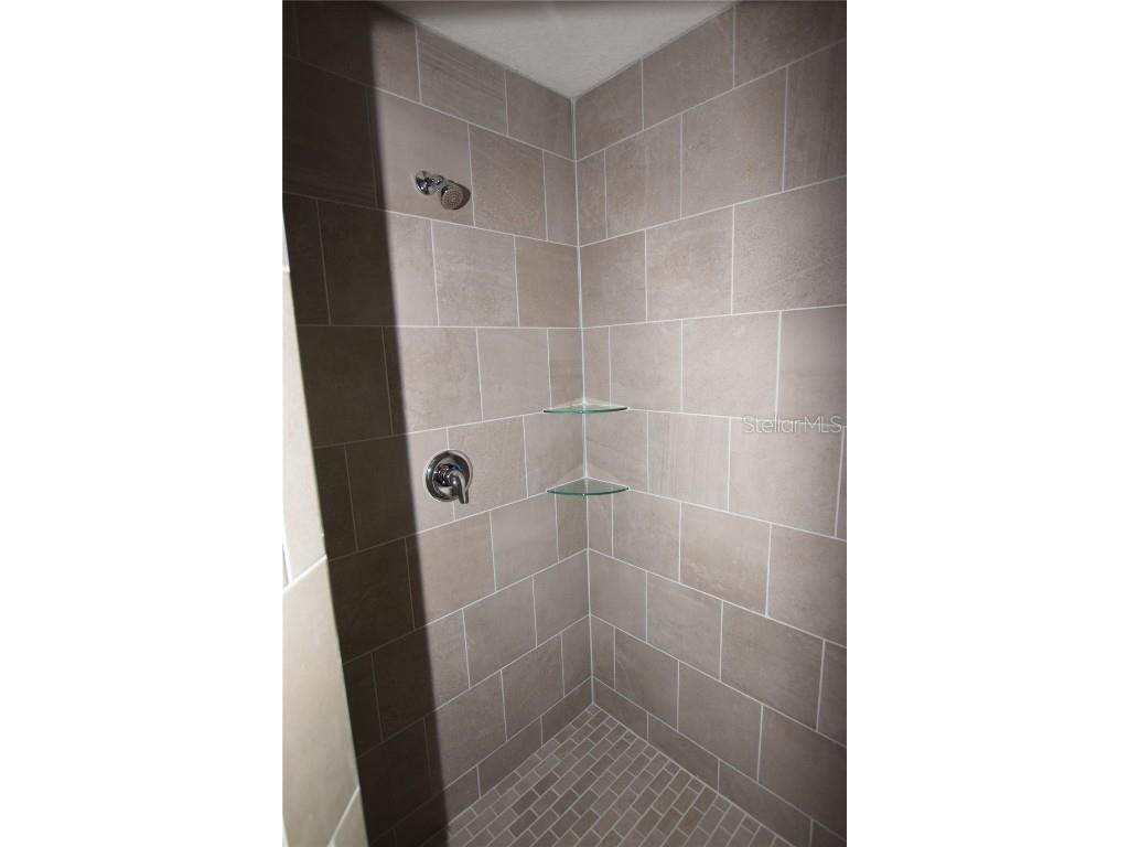 220 N Danvers Street Eustis FL 32726 O6356316 image11