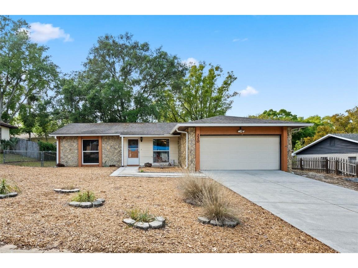 220 N Disston Avenue Clermont FL 34711 G5079815 image1