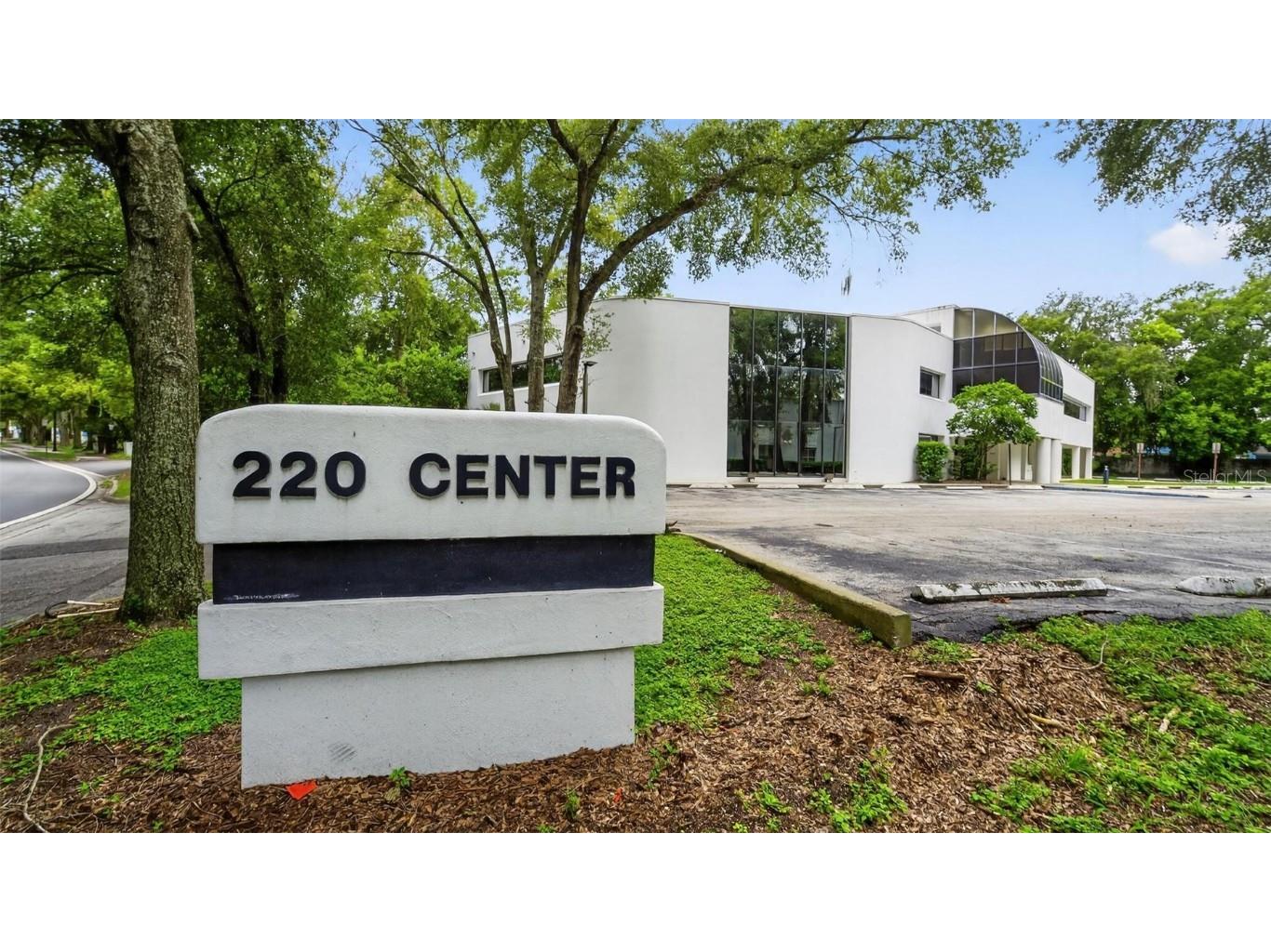 220 N Westmonte Drive #A Altamonte Springs FL 32714 O6348601 image1