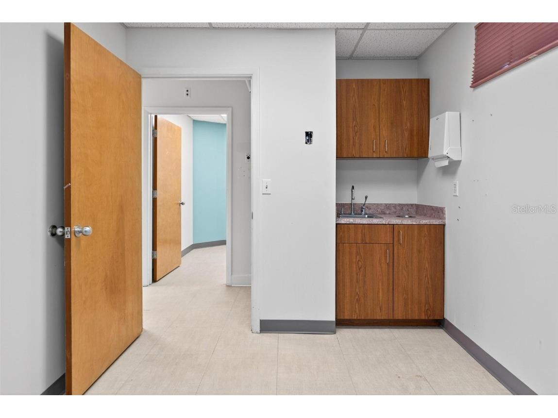 220 N Westmonte Drive #B Altamonte Springs FL 32714 O6348610 image33