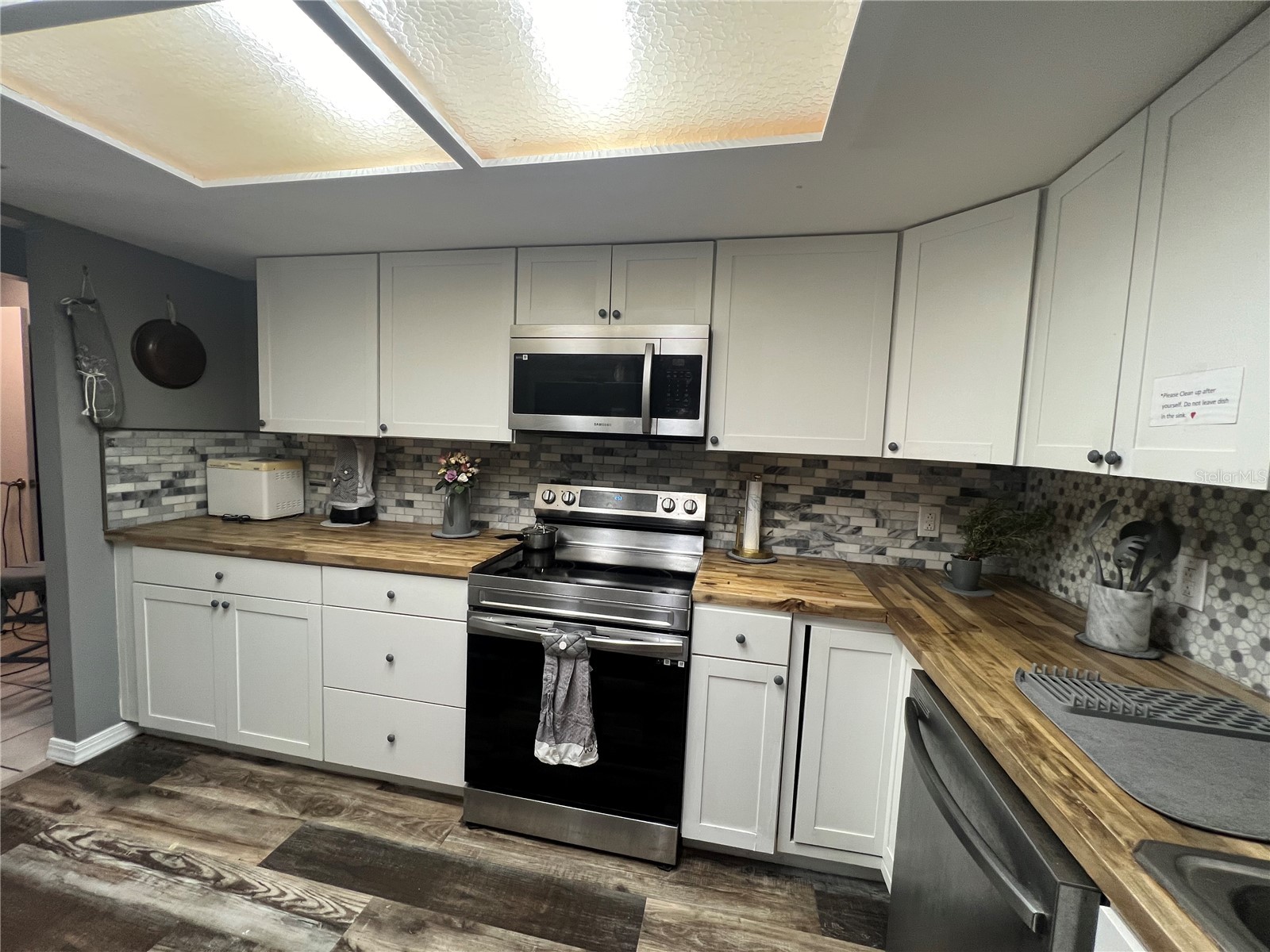 220 NE 11th Street Crystal River FL 34428 TB8510547 image5