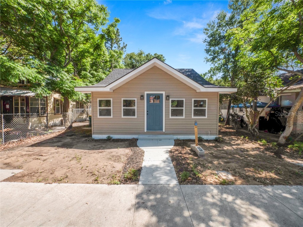 220 Osceola Avenue Eustis FL 32726 S5083551 image1