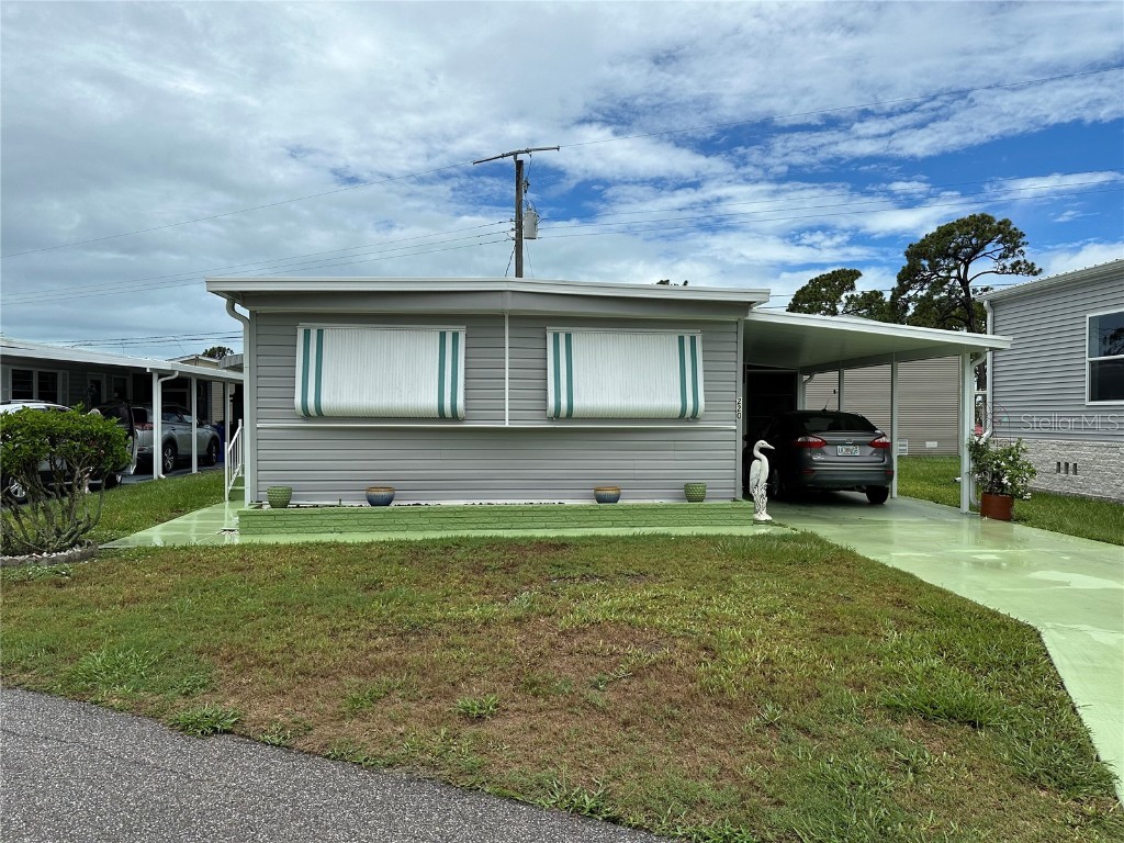 220 Outer Drive E Venice FL 34285 N6133369 image1