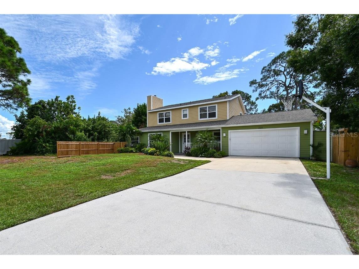220 Palm Avenue Nokomis FL 34275 A4585037 image1