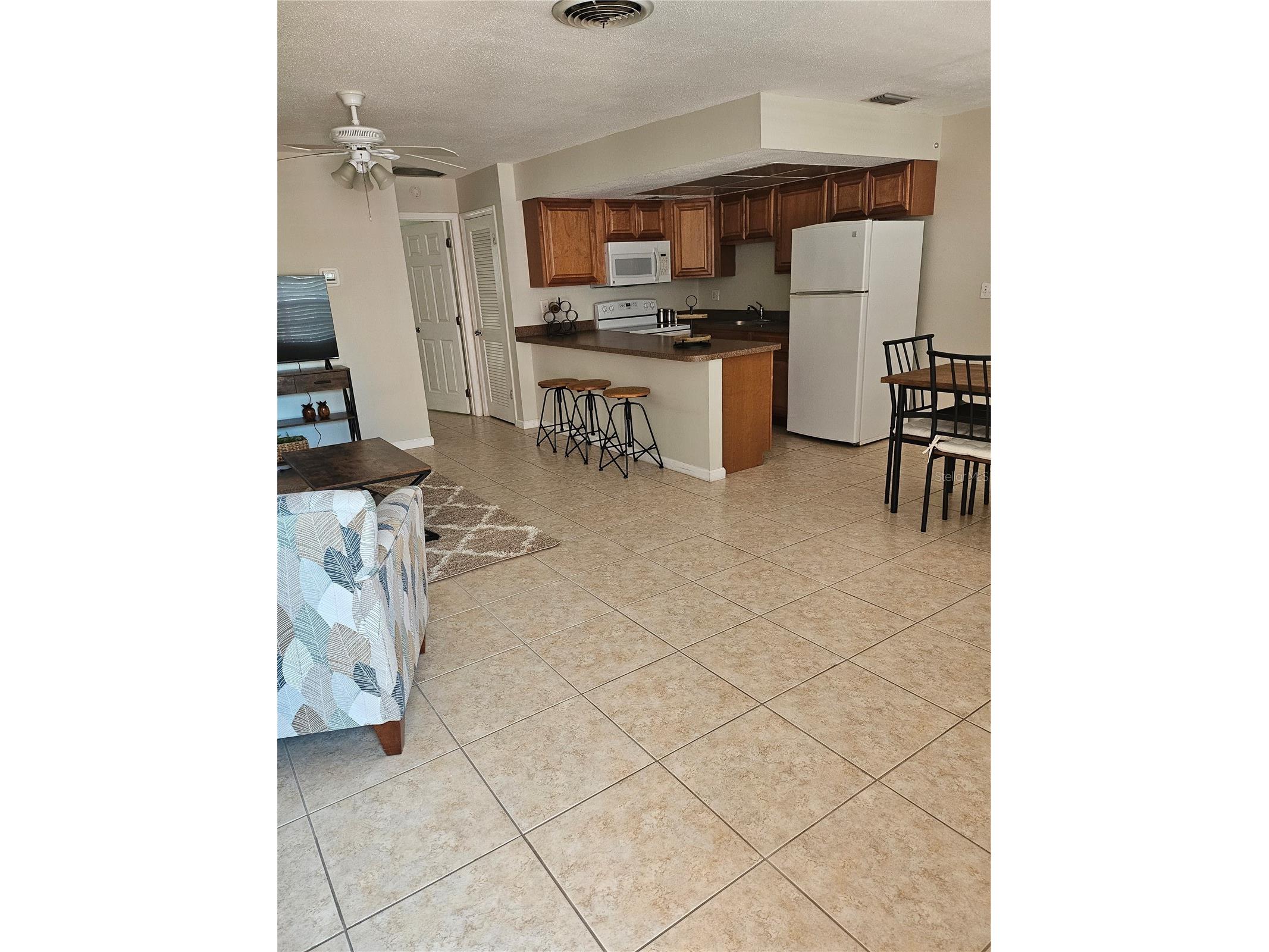 220 Park Boulevard N #202 Venice FL 34285 A4687813 image1