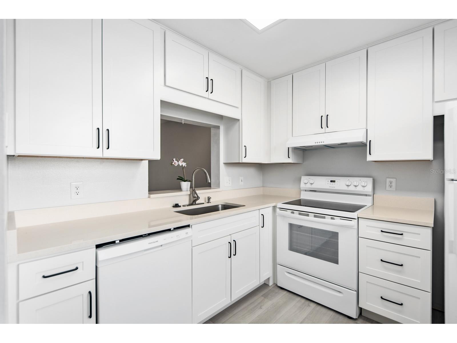 220 Pineneedle Drive #220 Bradenton FL 34210 TB8459320 image12