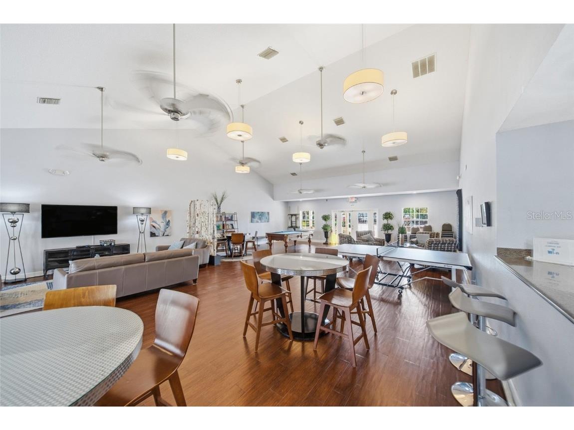 220 Pompano Drive SE #D Saint Petersburg FL 33705 TB8449461 image24