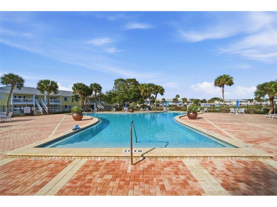 220 Pompano Drive SE #D Saint Petersburg FL 33705 TB8449461 image27