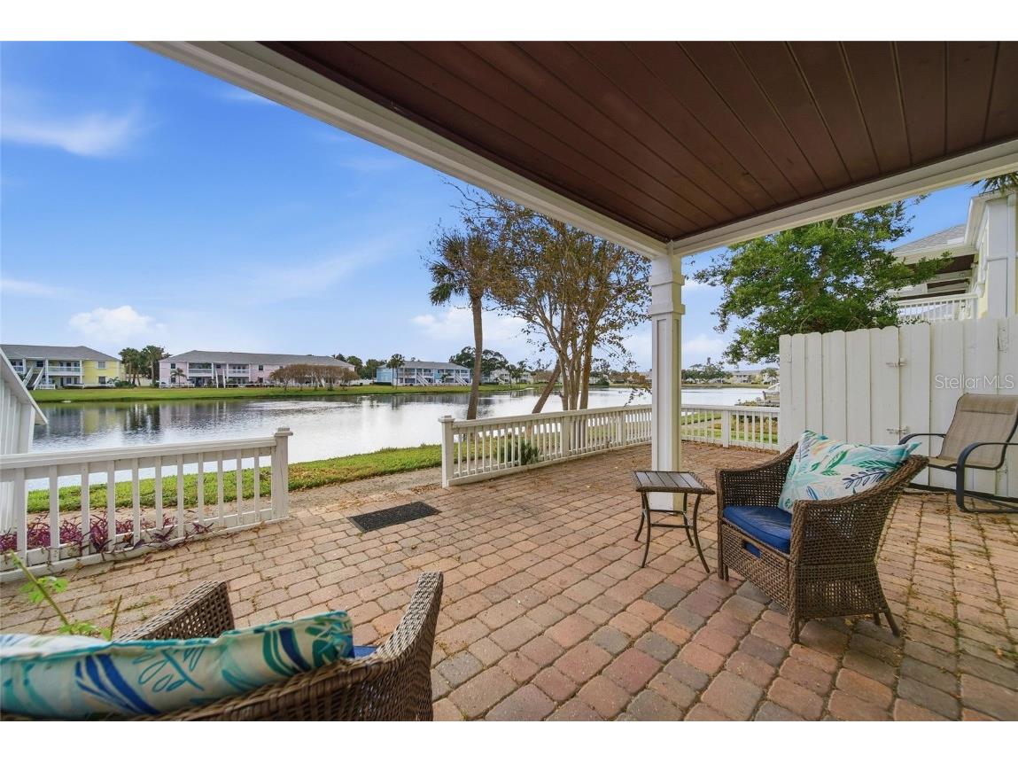 220 Pompano Drive SE #D Saint Petersburg FL 33705 TB8449461 image3