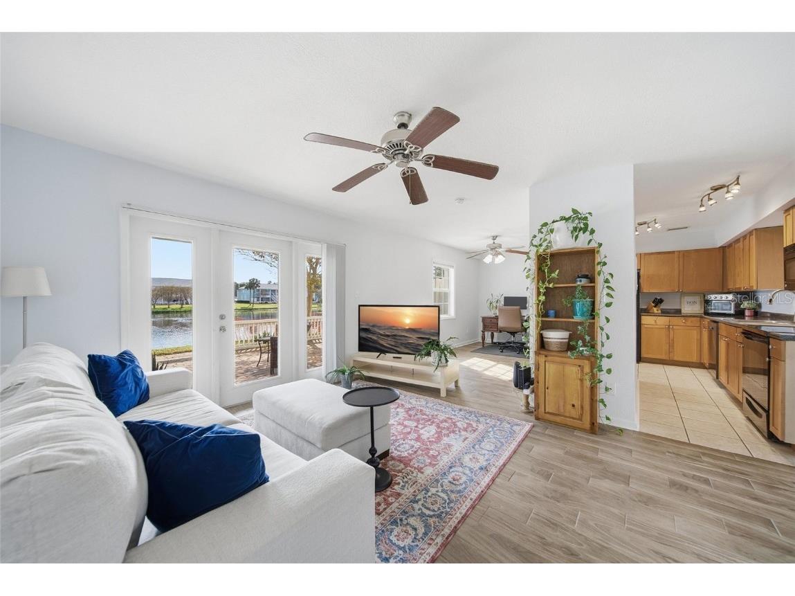 220 Pompano Drive SE #D Saint Petersburg FL 33705 TB8449461 image4