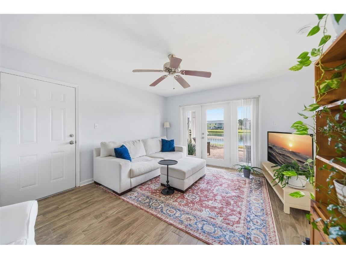 220 Pompano Drive SE #D Saint Petersburg FL 33705 TB8449461 image6