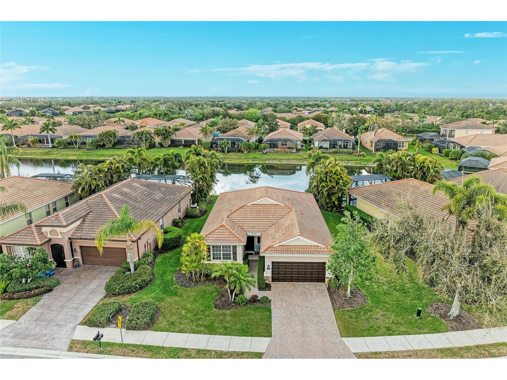 220 River Enclave Court Bradenton FL 34212 A4684188 image3