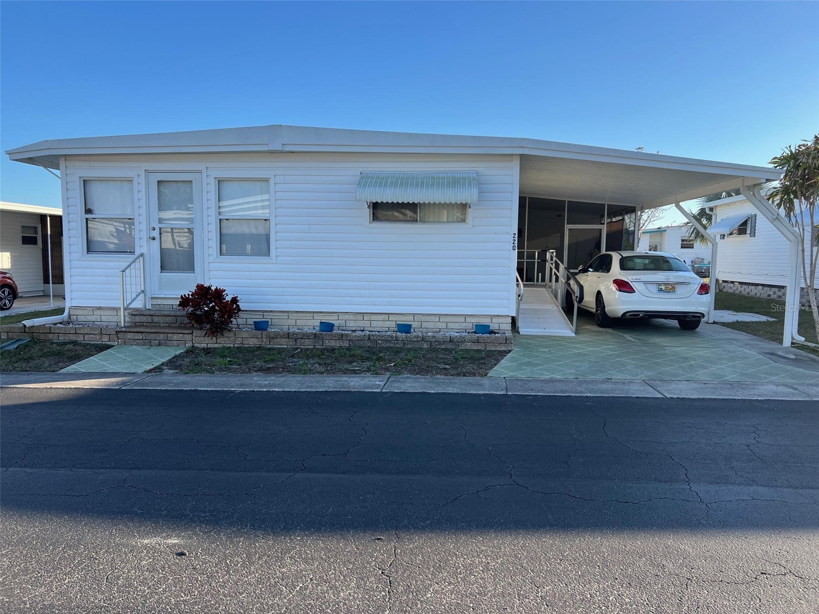 220 Royal Palm Circle Largo FL 33778 TB8350080 image1