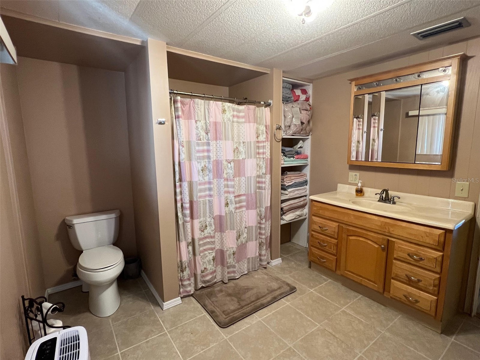 220 Royal Palm Circle Largo FL 33778 TB8350080 image22