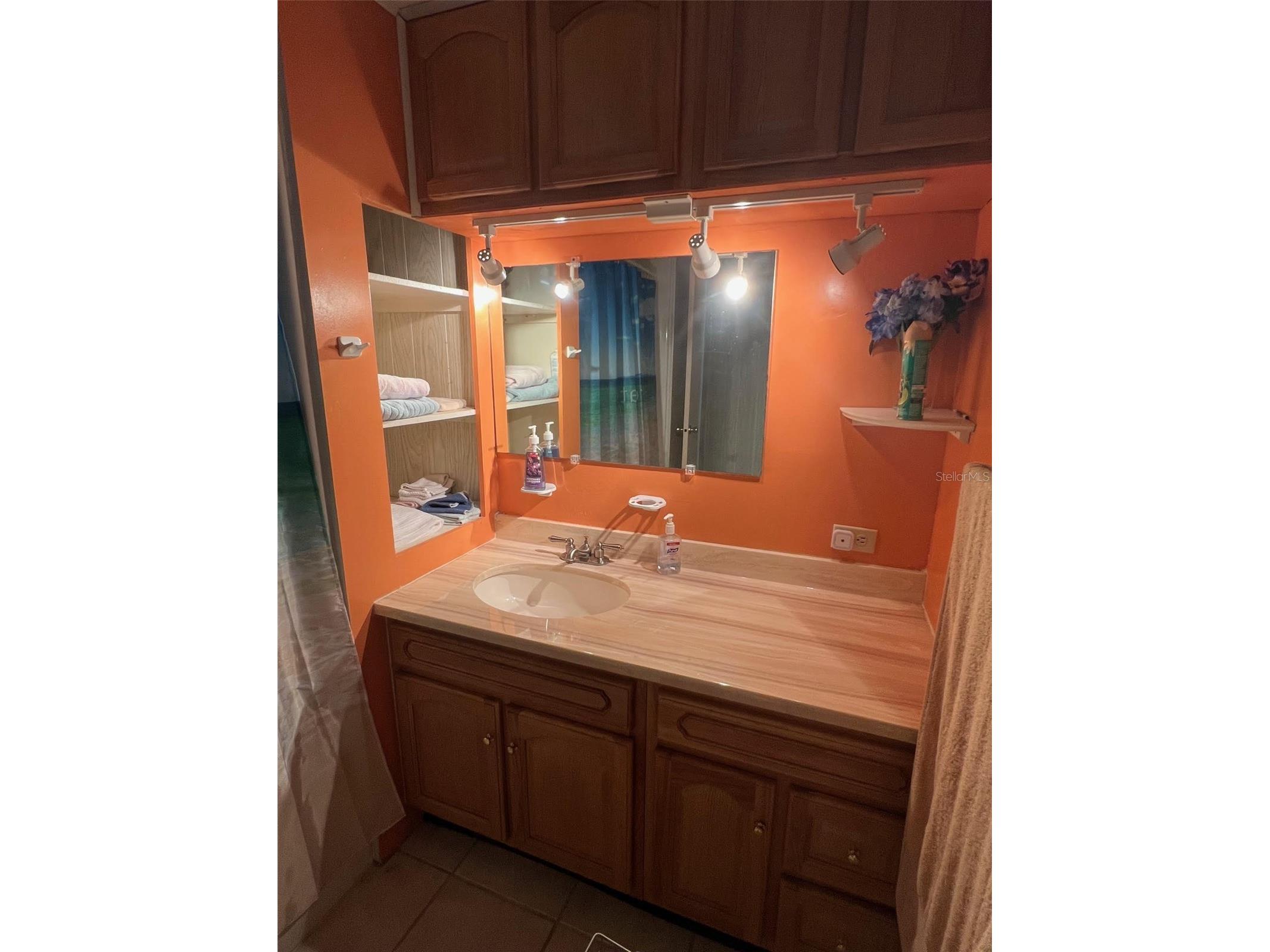 220 Royal Palm Circle Largo FL 33778 TB8350080 image28