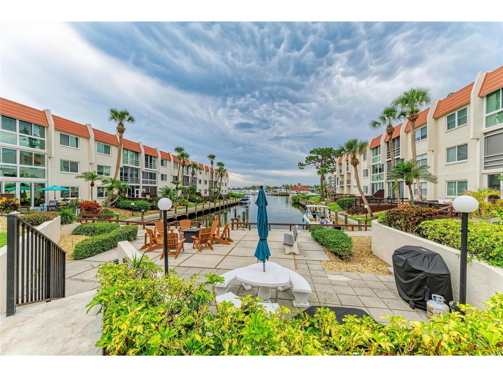 220 Santa Maria Street #338 Venice FL 34285 A4699490 image44