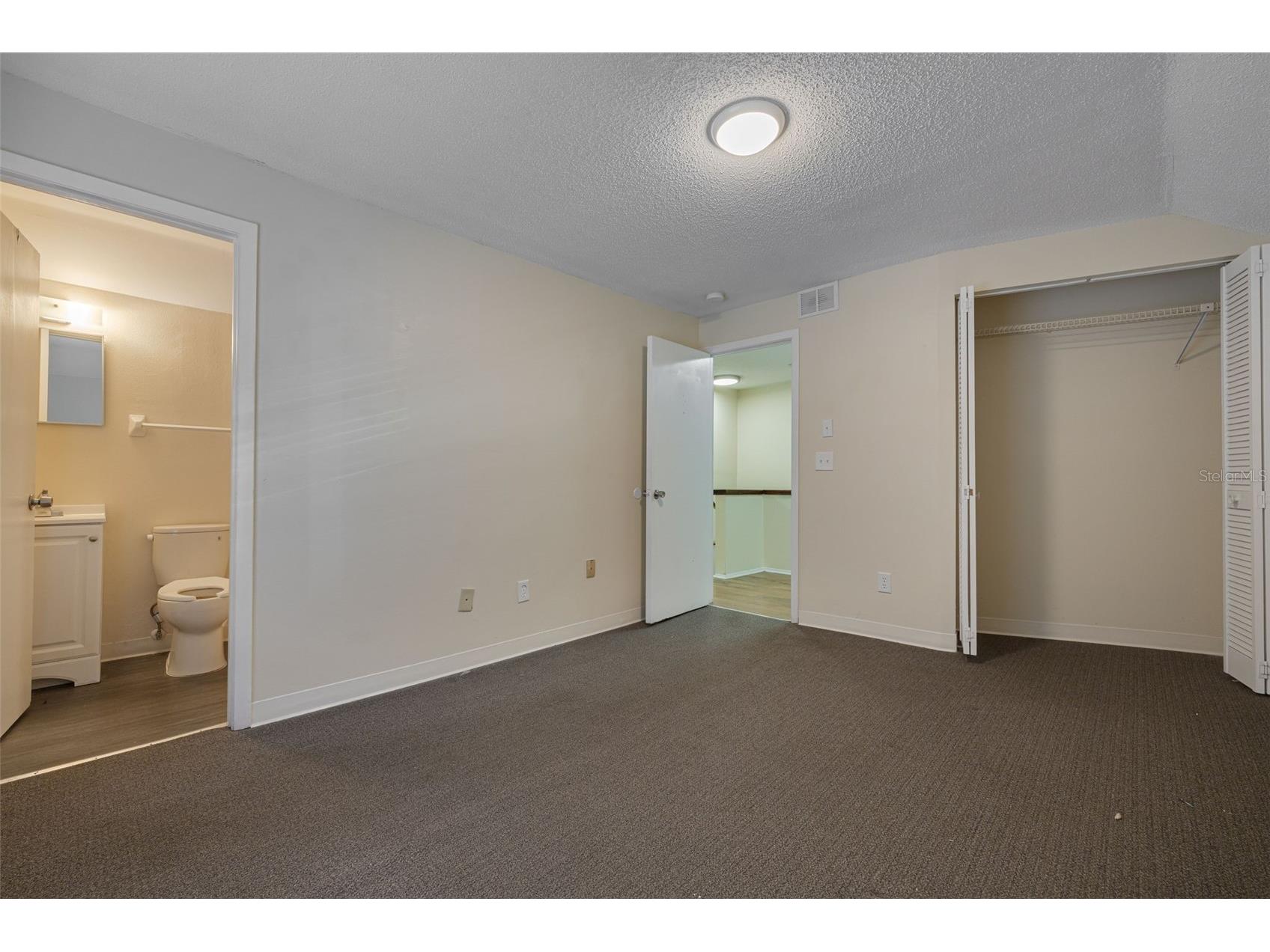 220 Scotland Street Dunedin FL 34698 TB8464152 image32