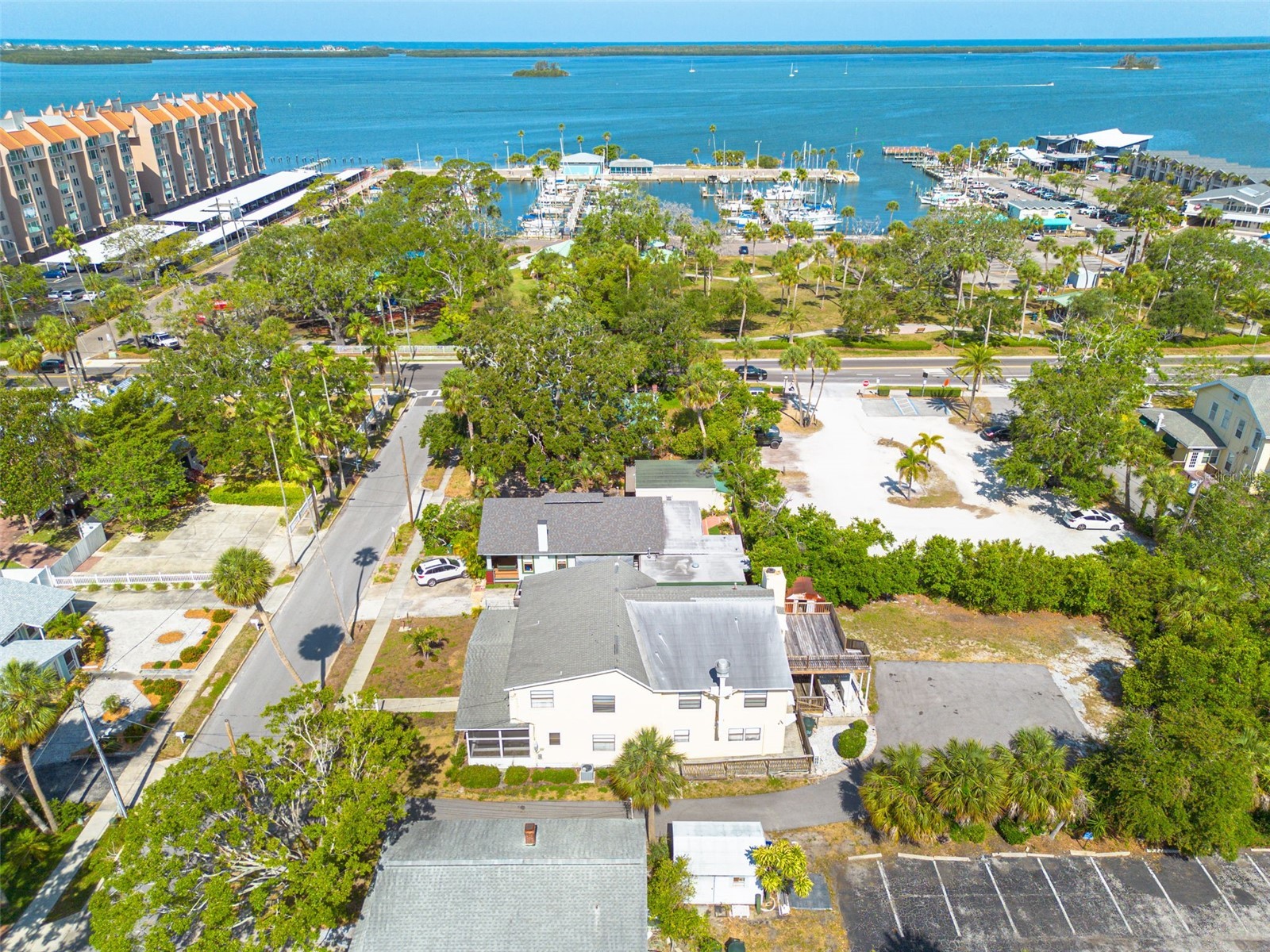 220 Scotland Street Dunedin FL 34698 TB8464152 image43