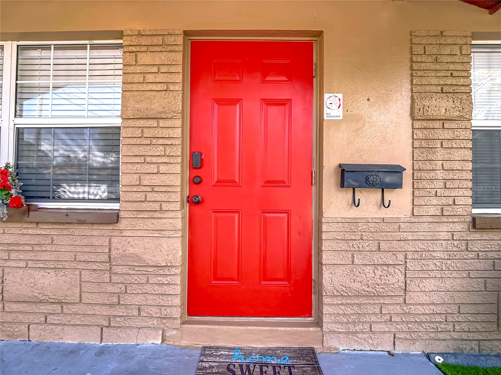 220 SE Jefferson Circle N Saint Petersburg FL 33703 O6405676 image1
