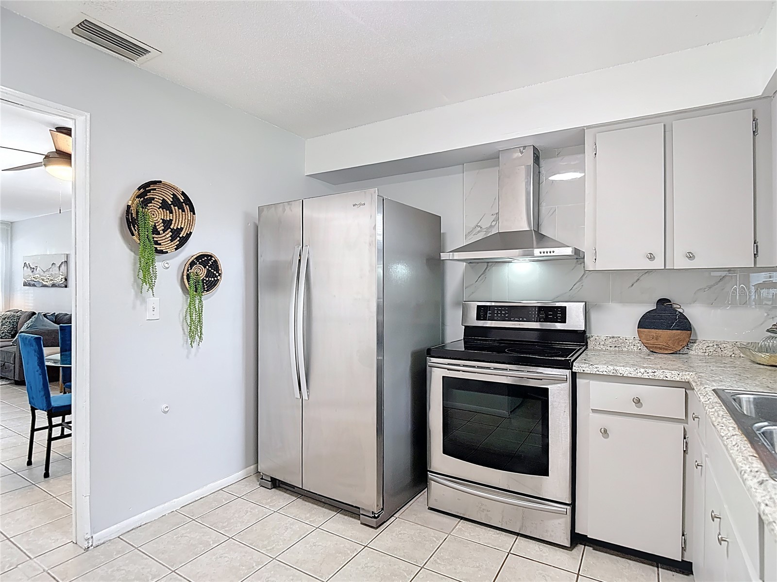220 SE Jefferson Circle N Saint Petersburg FL 33703 O6405676 image14