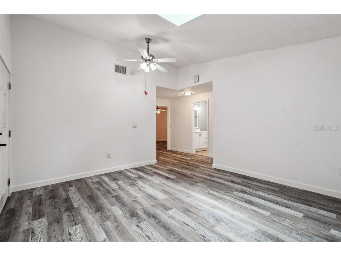 220 SE Valare Lane Crystal River FL 34429 TB8397846 image4