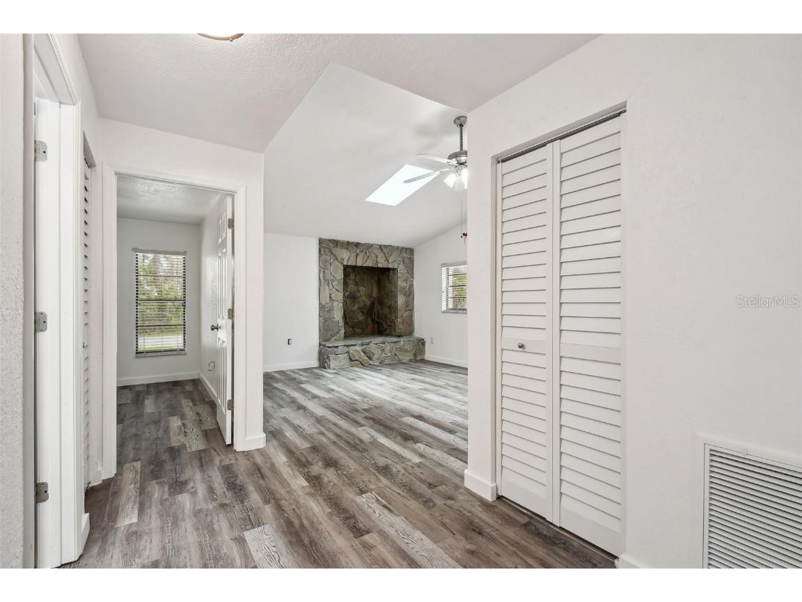 220 SE Valare Lane Crystal River FL 34429 TB8397846 image7