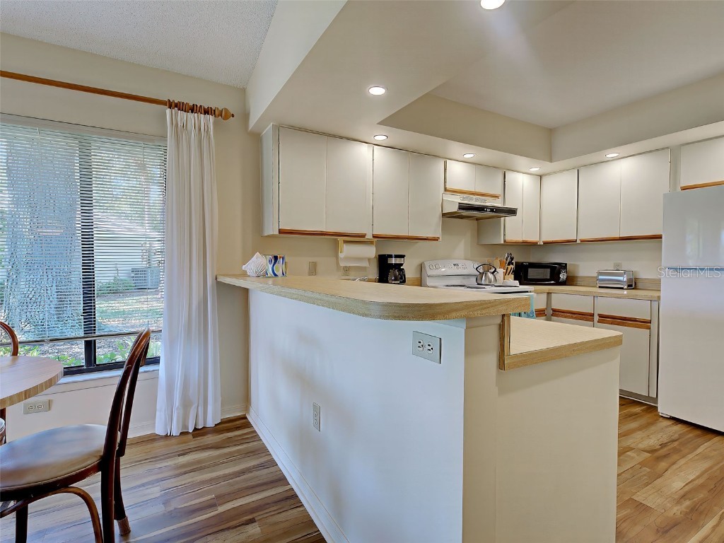 220 Southampton Drive #325 Venice FL 34293 D6143883 image24