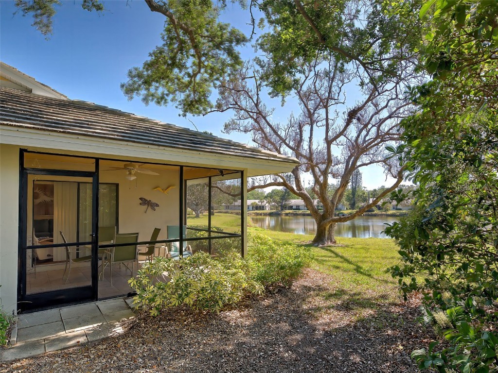 220 Southampton Drive #325 Venice FL 34293 D6143883 image3