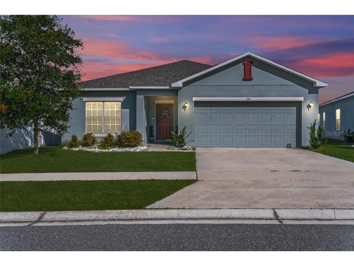 220 Sparrow Hawk Drive, Groveland, FL, 34736 MLS O6218286 Edina Realty