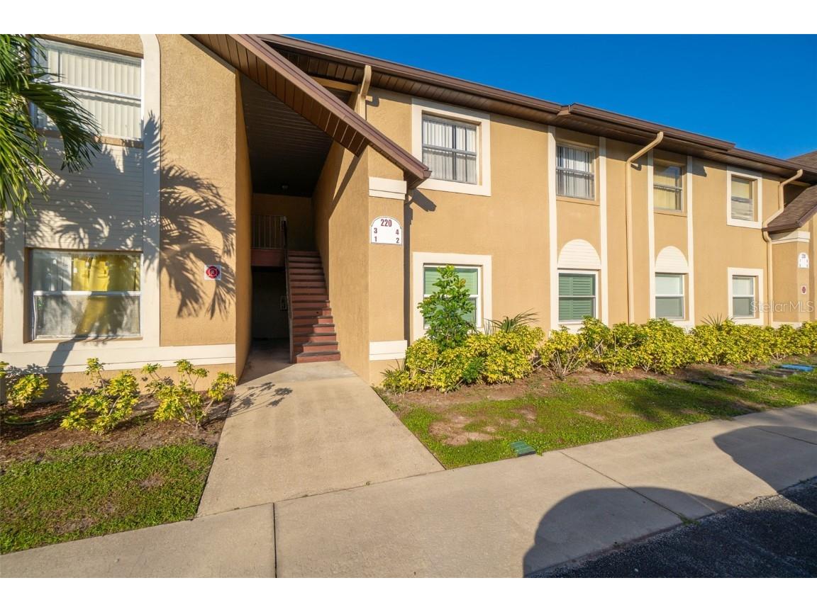 220 Spring Drive #2 Merritt Island FL 32953 O6355327 image1