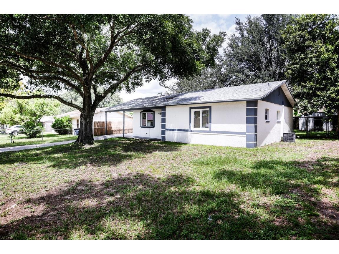 220 Valencia Drive Auburndale FL 33823 L4939136 image1