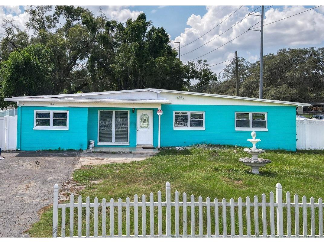 220 W Bougainvillea Avenue Tampa FL 33612 L4939518 image1