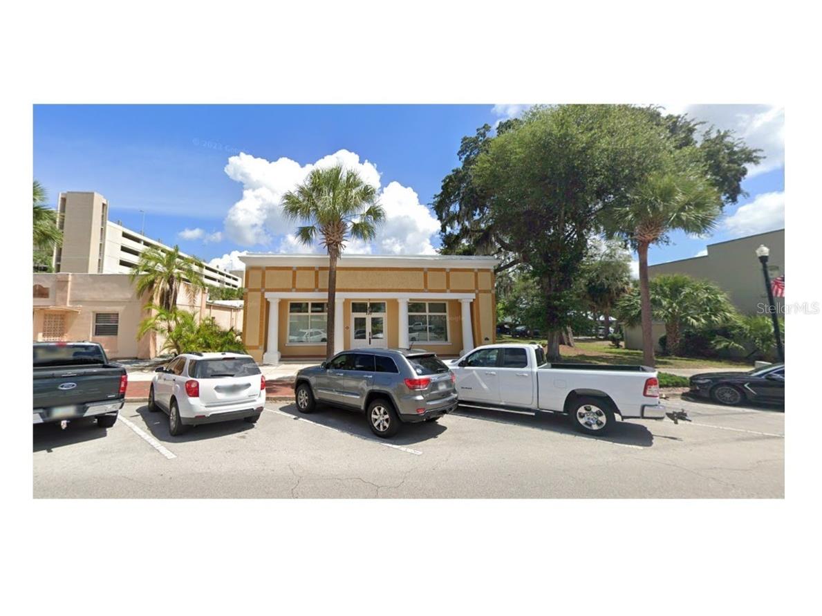 220 W Main Street Tavares FL 32778 G5095905 image2