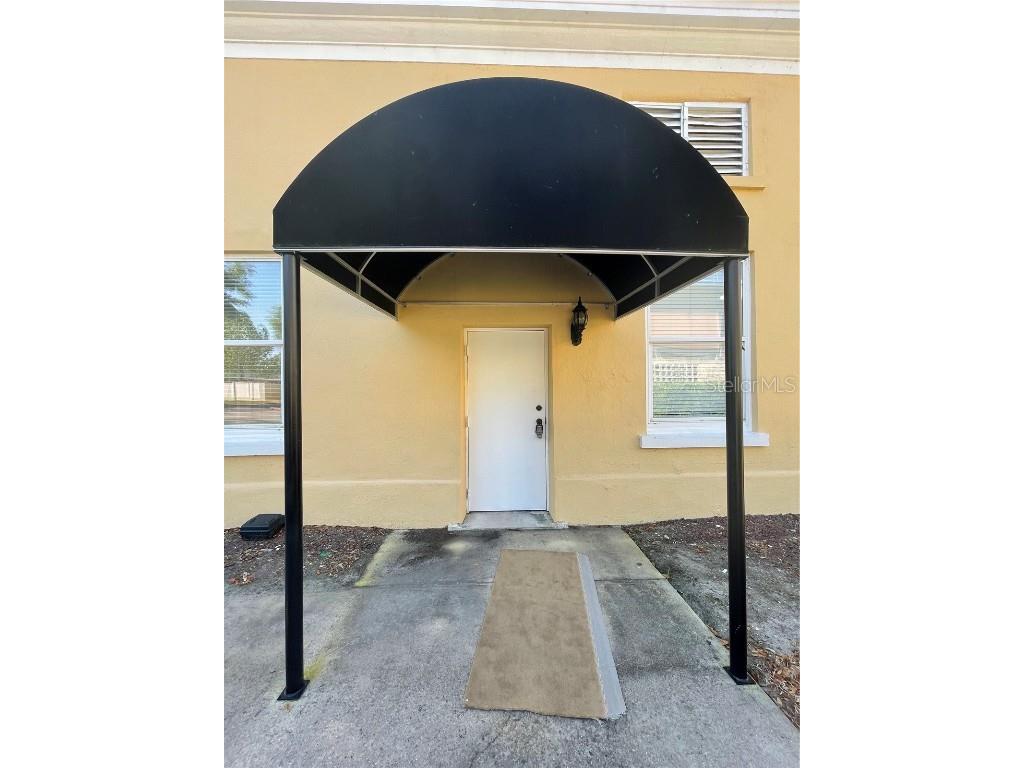 220 W Main Street Tavares FL 32778 G5095905 image24
