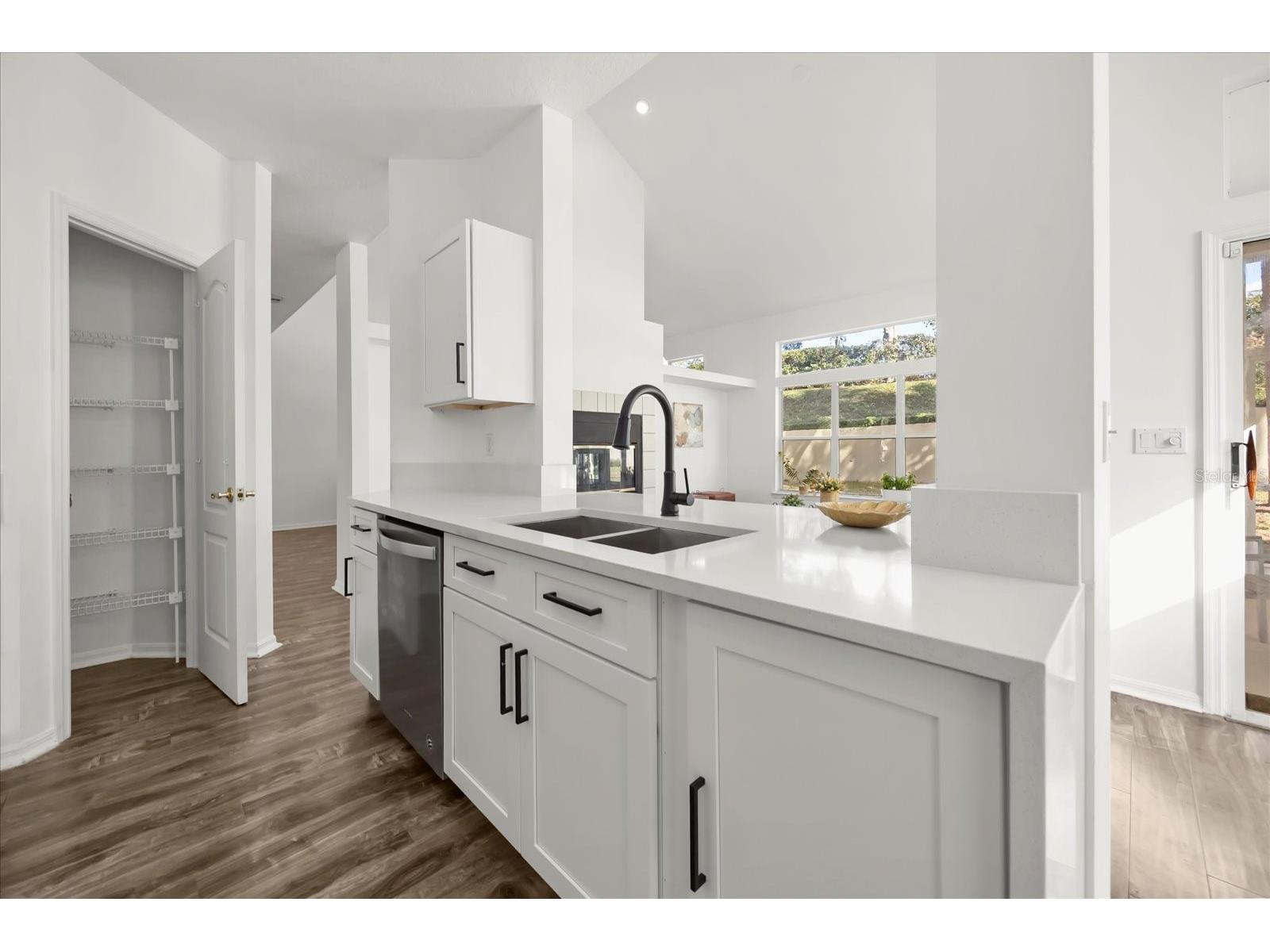 220 Wimbledon Circle Lake Mary FL 32746 O6376768 image14