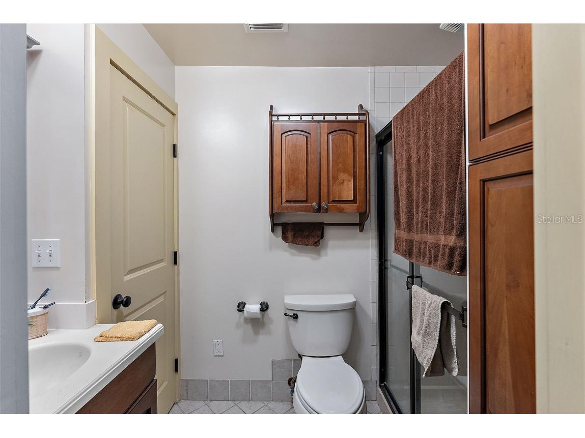 2200 22nd Avenue S Saint Petersburg FL 33712 TB8344307 image11