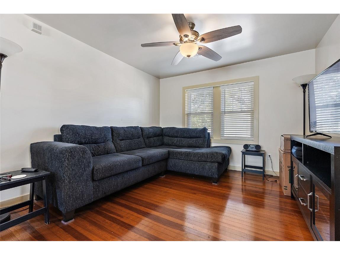 2200 22nd Avenue S Saint Petersburg FL 33712 TB8344307 image14