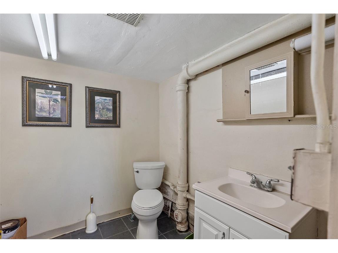 2200 22nd Avenue S Saint Petersburg FL 33712 TB8344307 image20