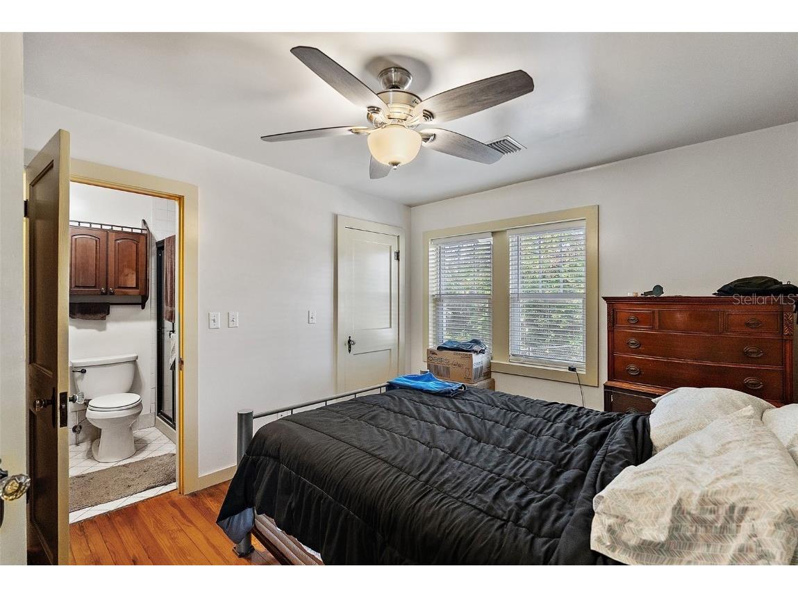 2200 22nd Avenue S Saint Petersburg FL 33712 TB8344307 image9