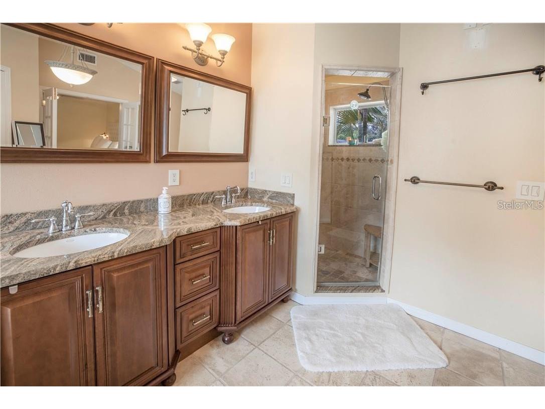 2200 2nd Street N Saint Petersburg FL 33704 TB8471387 image14